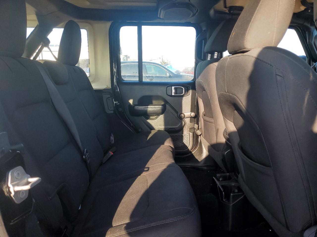 Jeep Wrangler Sport