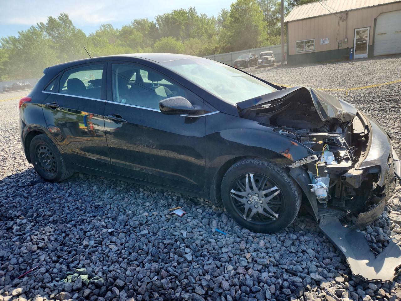 Hyundai ELANTRA Base
