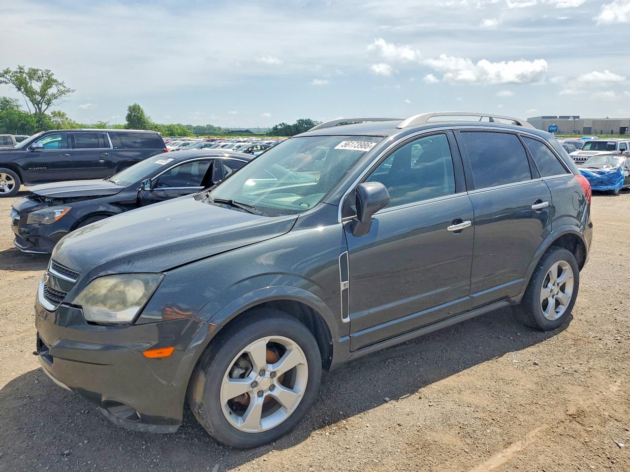 Salvage Chevrolet Captiva Image