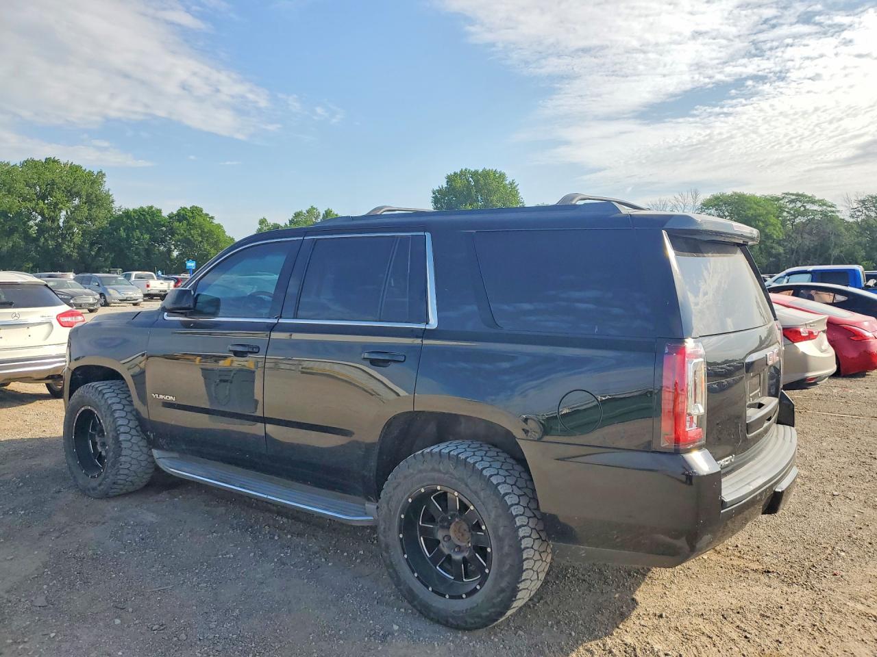 GMC Yukon Sle