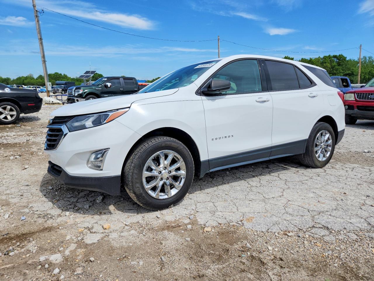 Salvage Chevrolet Equinox Image