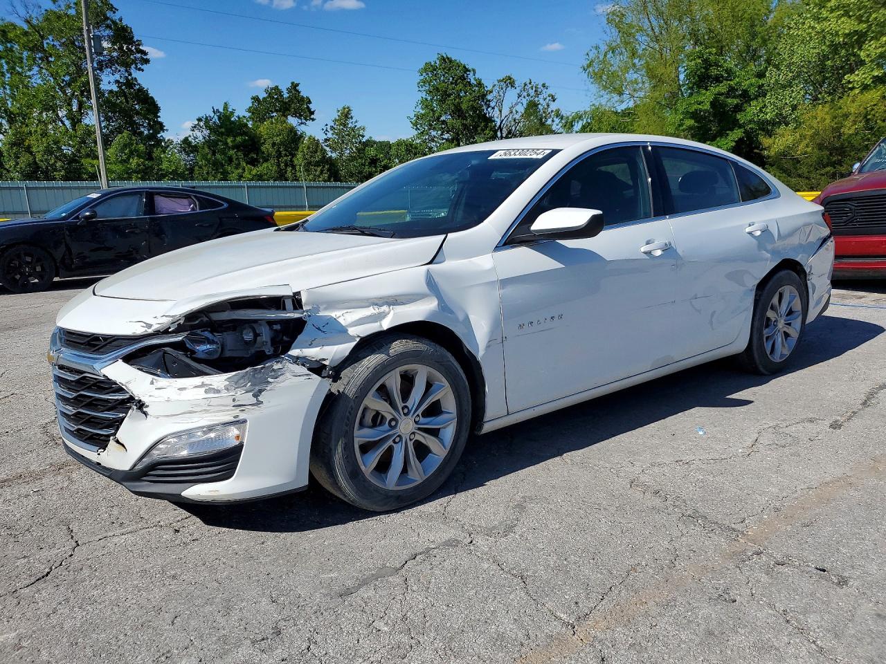 Salvage Chevrolet Malibu Image