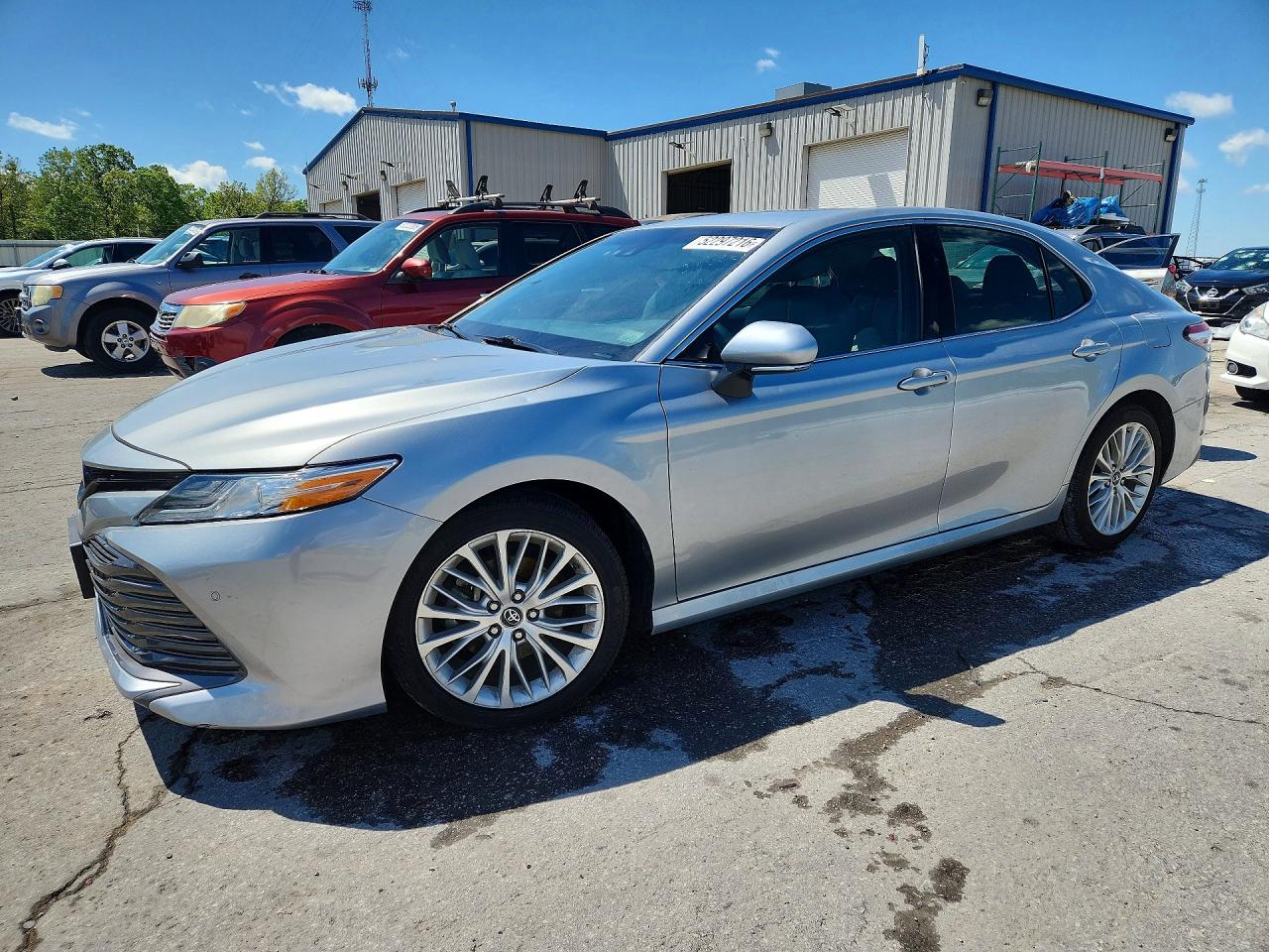 Salvage Toyota Camry Image