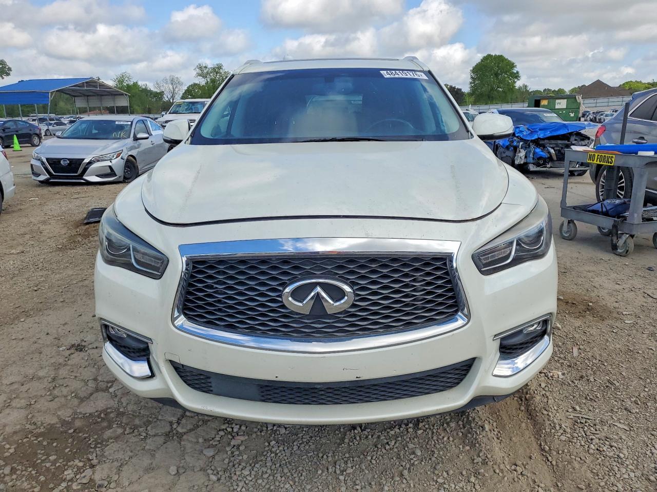 INFINITI Qx Base