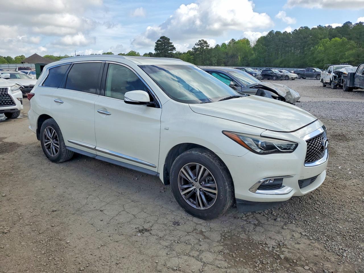 INFINITI Qx Base