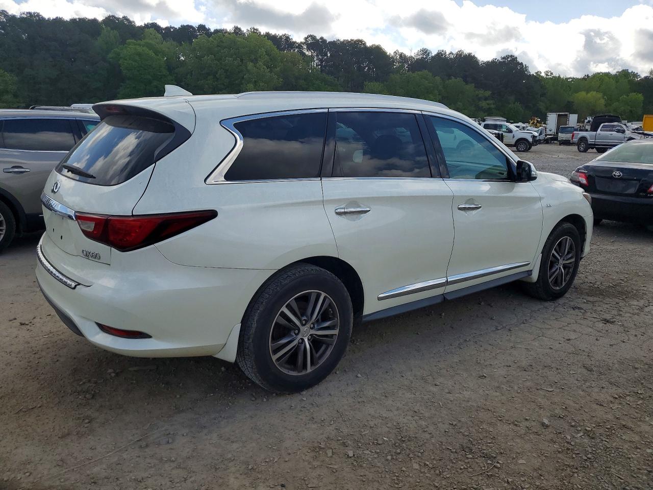INFINITI Qx Base