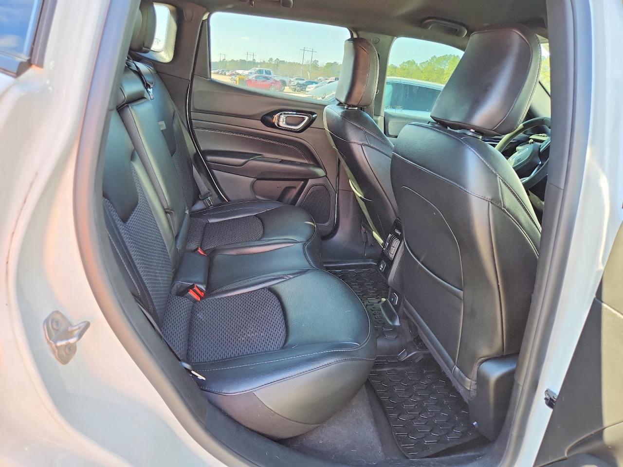 Jeep Compass Latitude