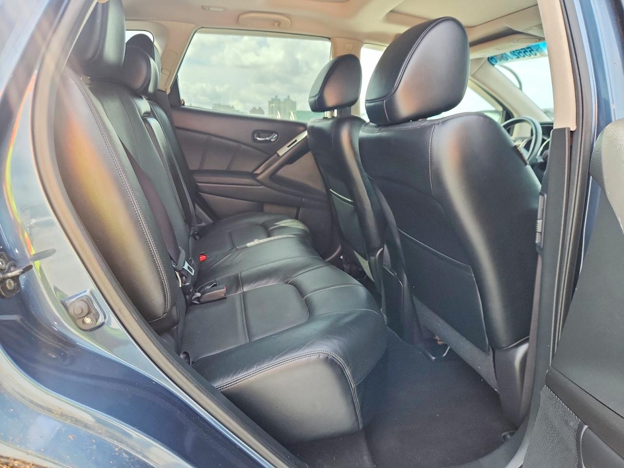 Nissan Murano S