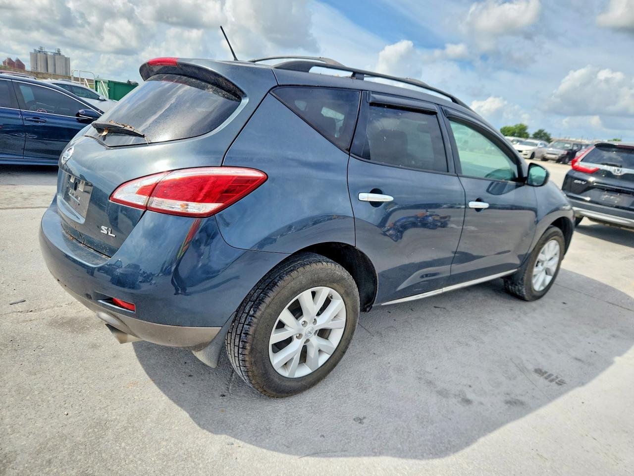 Nissan Murano S