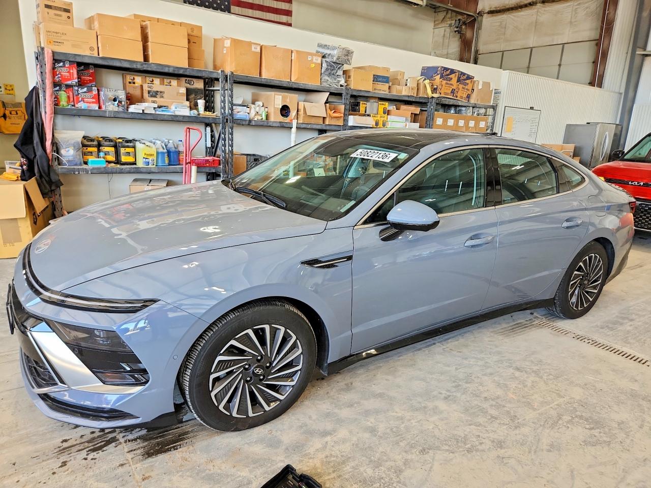 Salvage Hyundai SONATA Image