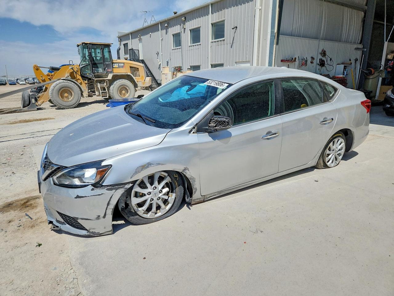 Salvage Nissan Sentra Image