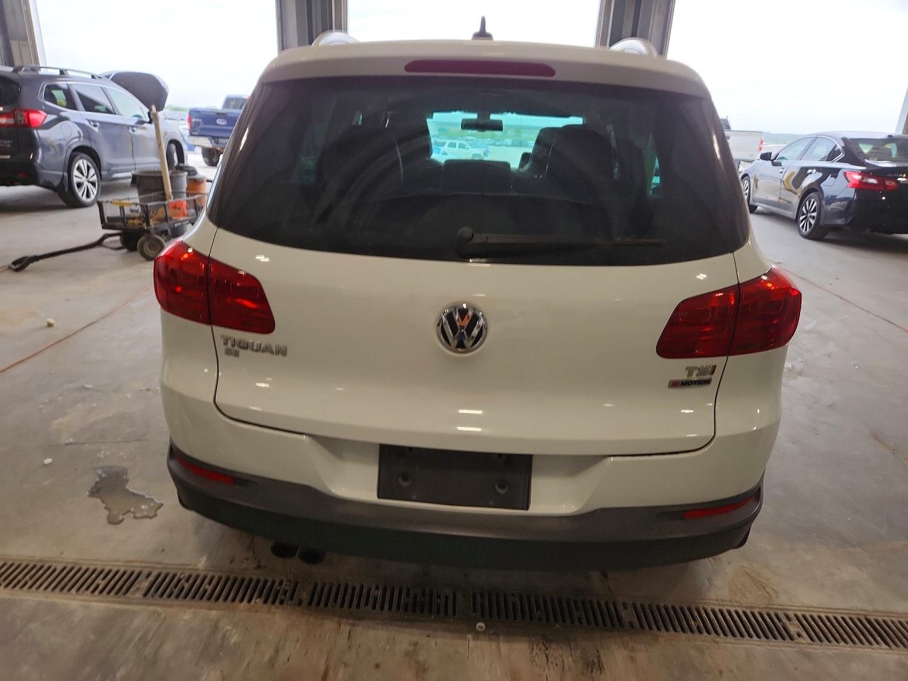 Volkswagen Tiguan S