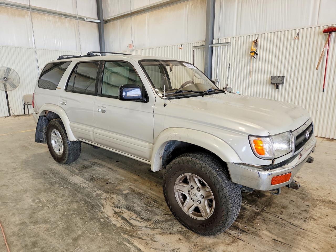 Toyota 4Runner Limited