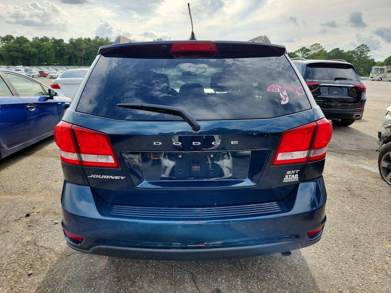 Dodge Journey Sxt
