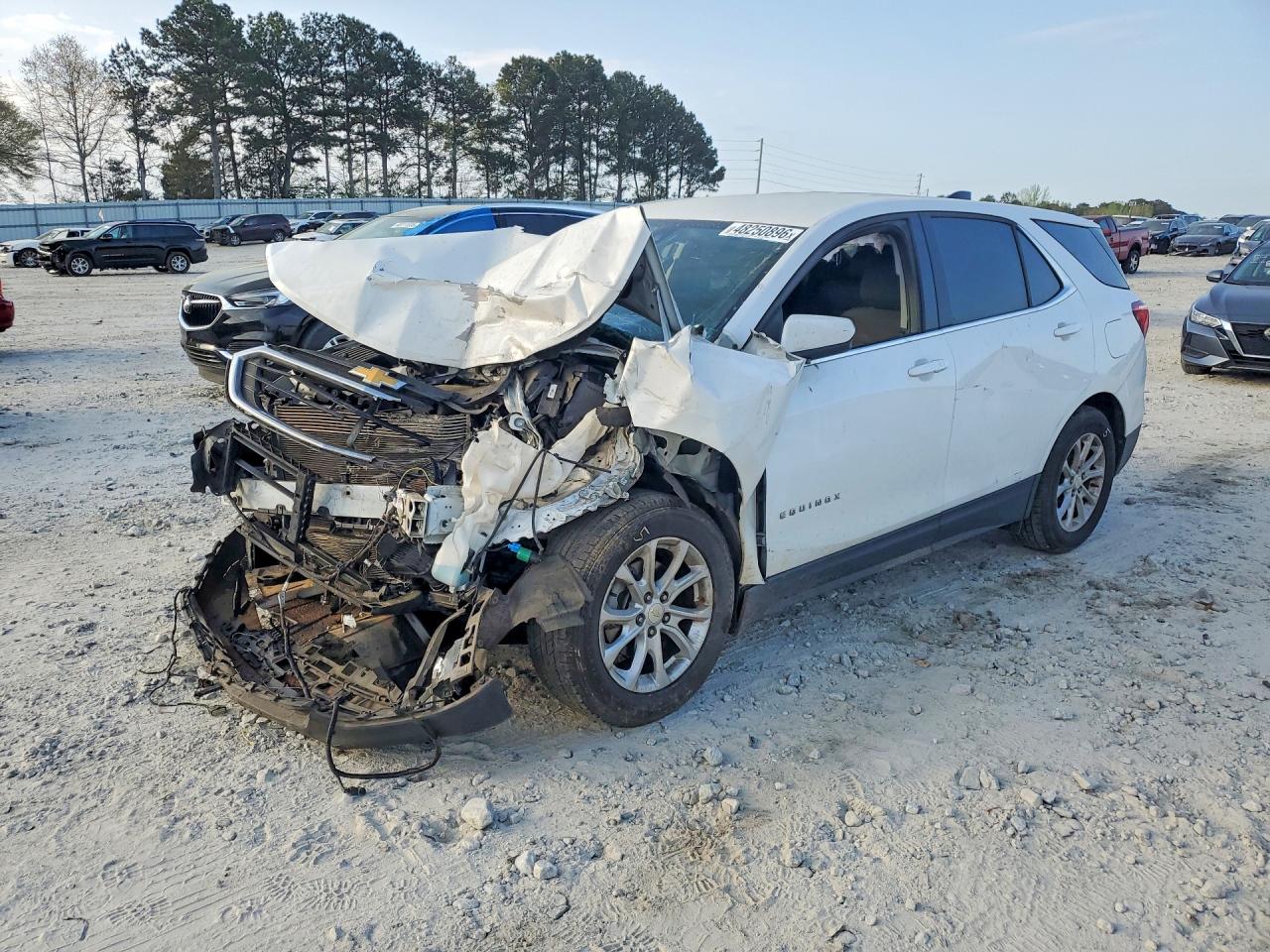 Salvage Chevrolet Equinox Image