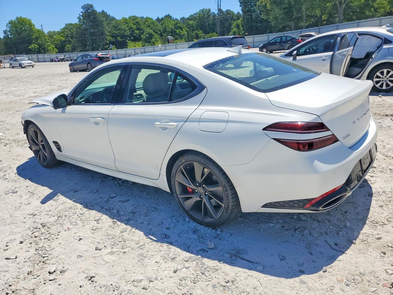 Genesis G70 3.3t Standard