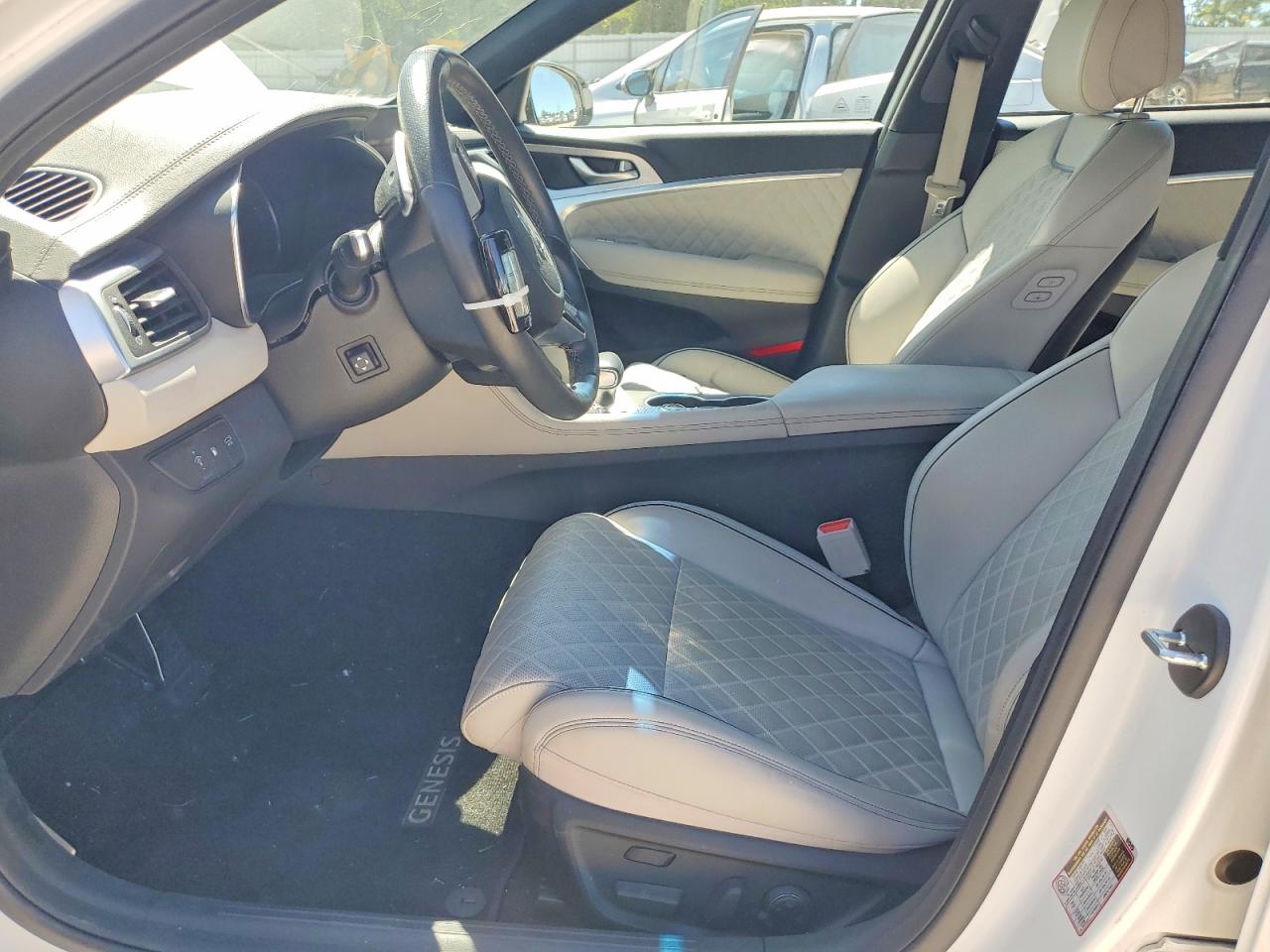 Genesis G70 3.3t Standard