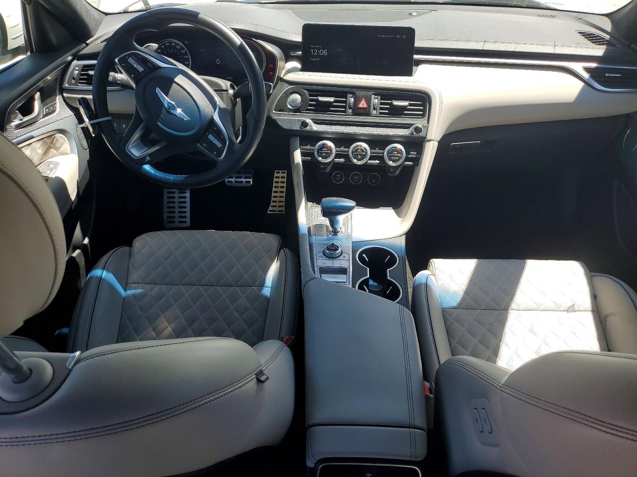 Genesis G70 3.3t Standard
