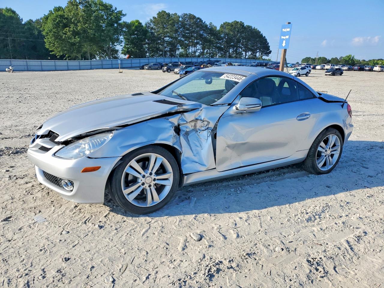 Salvage Mercedes-Benz Slk-class Image