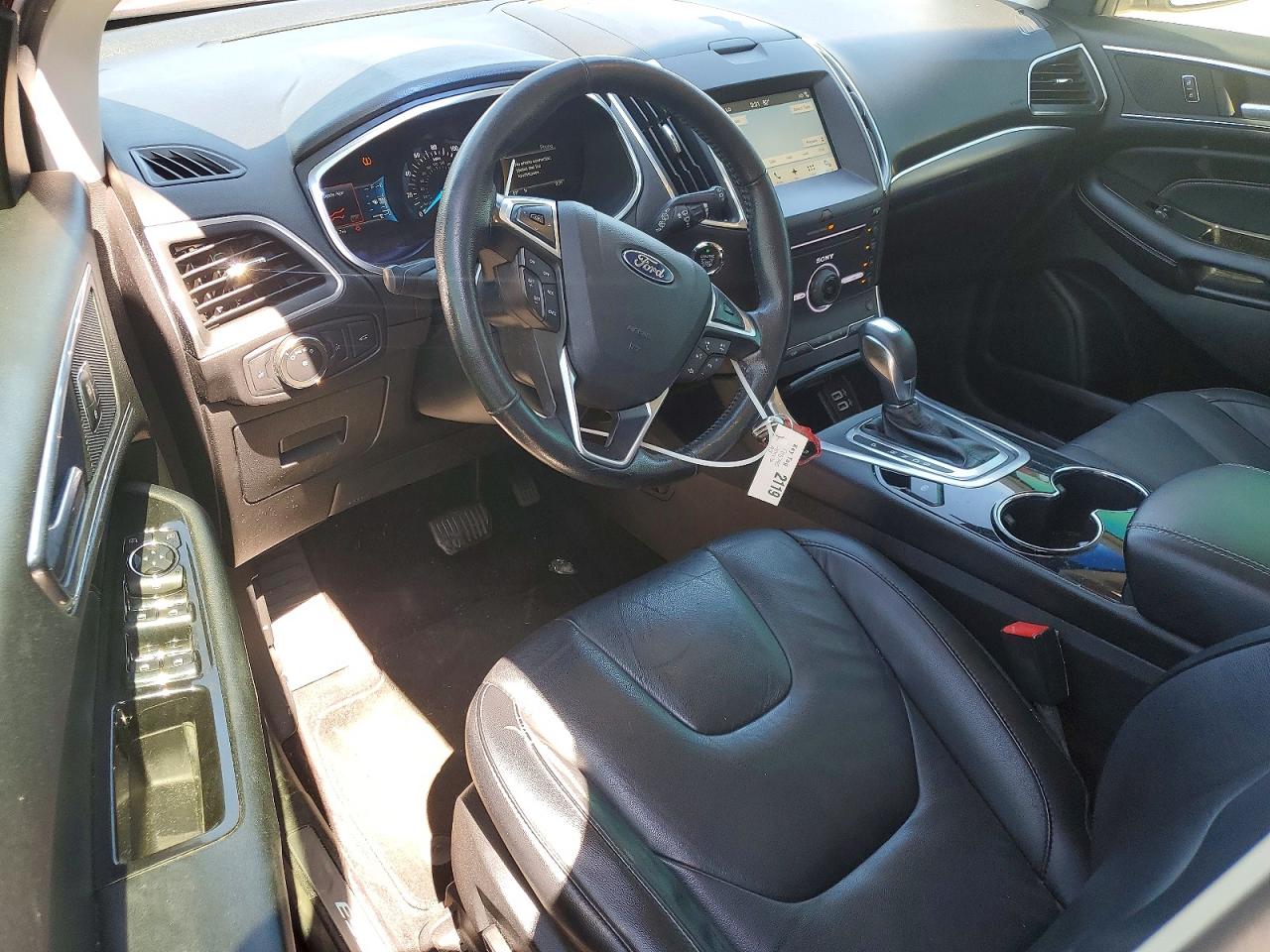 Ford Edge Titanium
