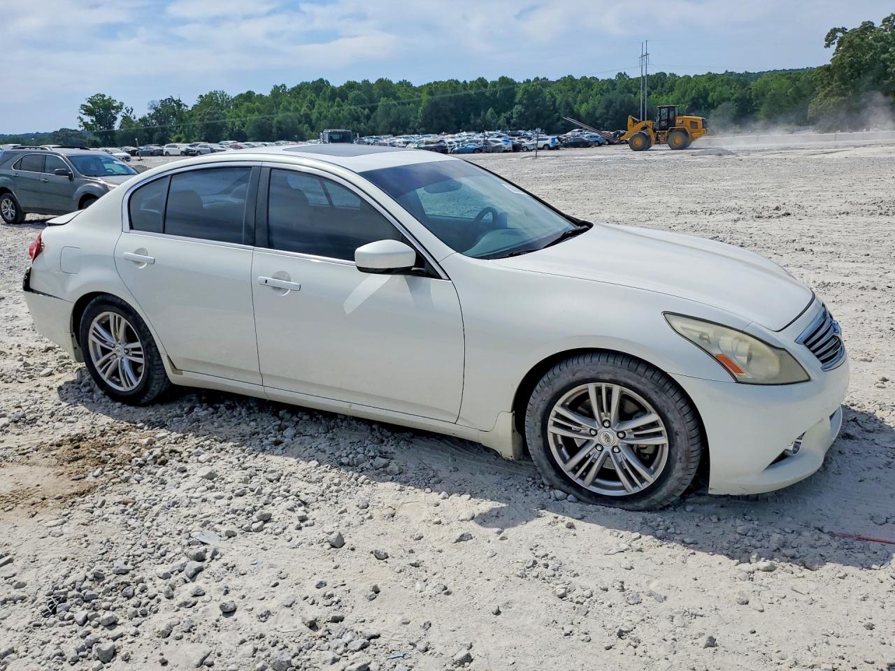 INFINITI G37 Journey