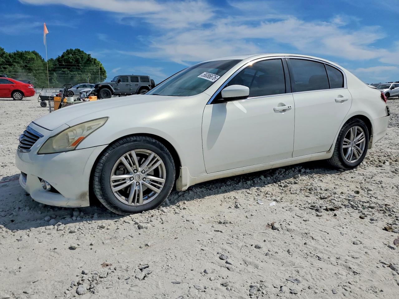 Salvage INFINITI G37 Image