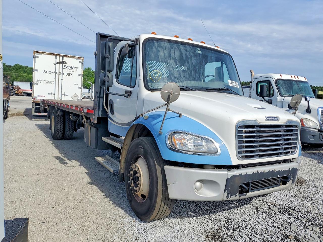 Freightliner M2 106 Medium Duty