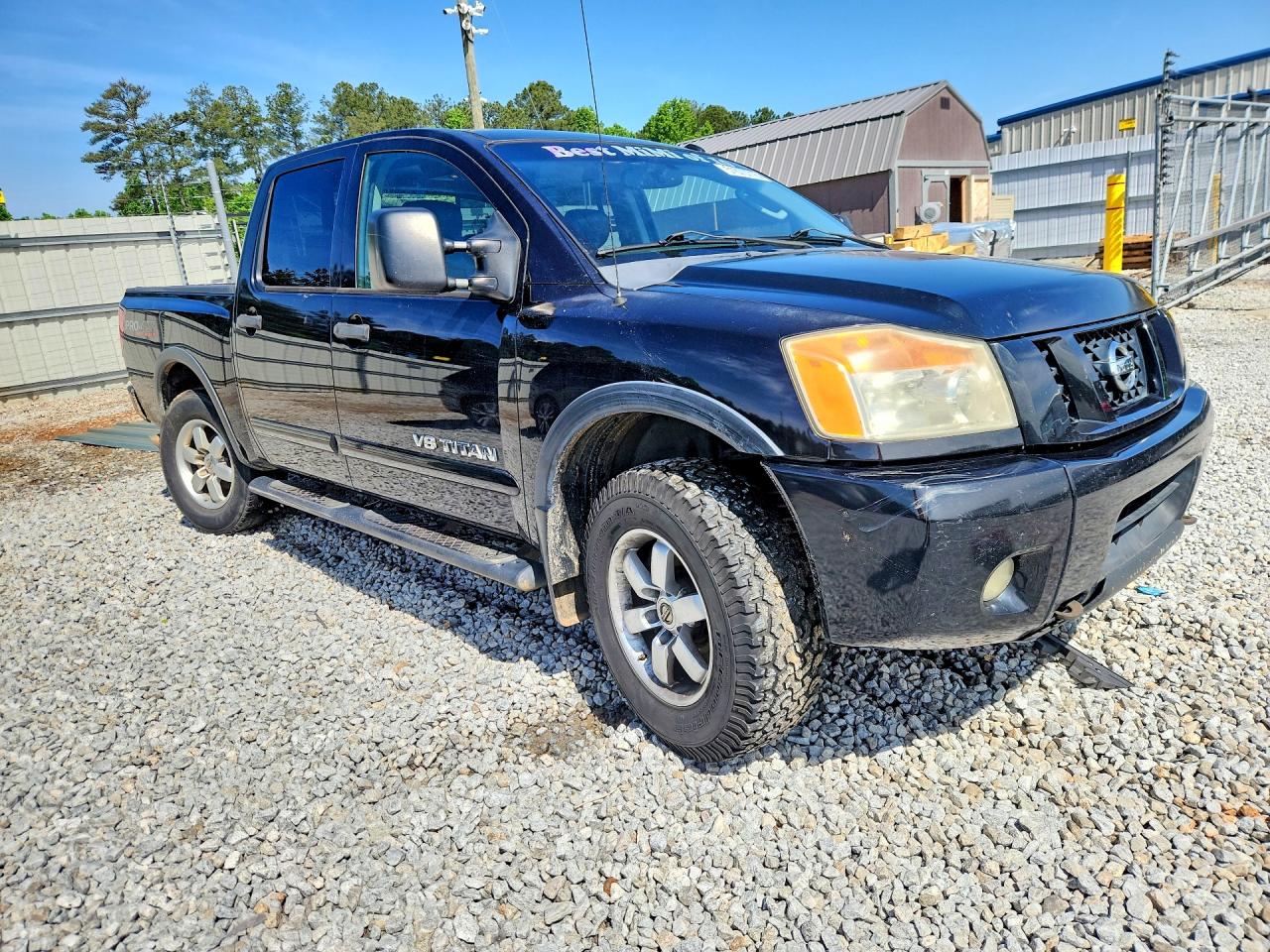 Nissan Titan Sv