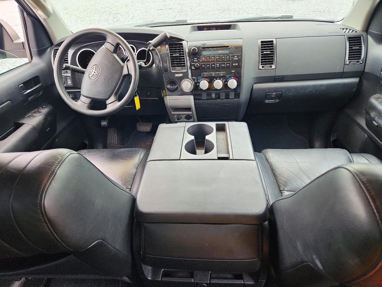 Toyota Tundra Double Cab Sr5