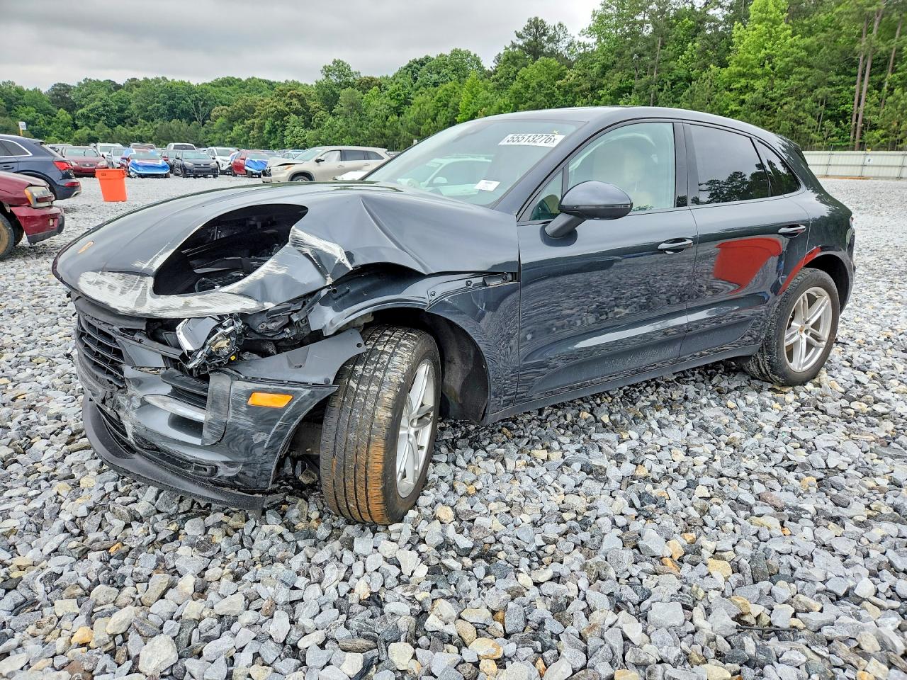 Salvage Porsche Macan Image