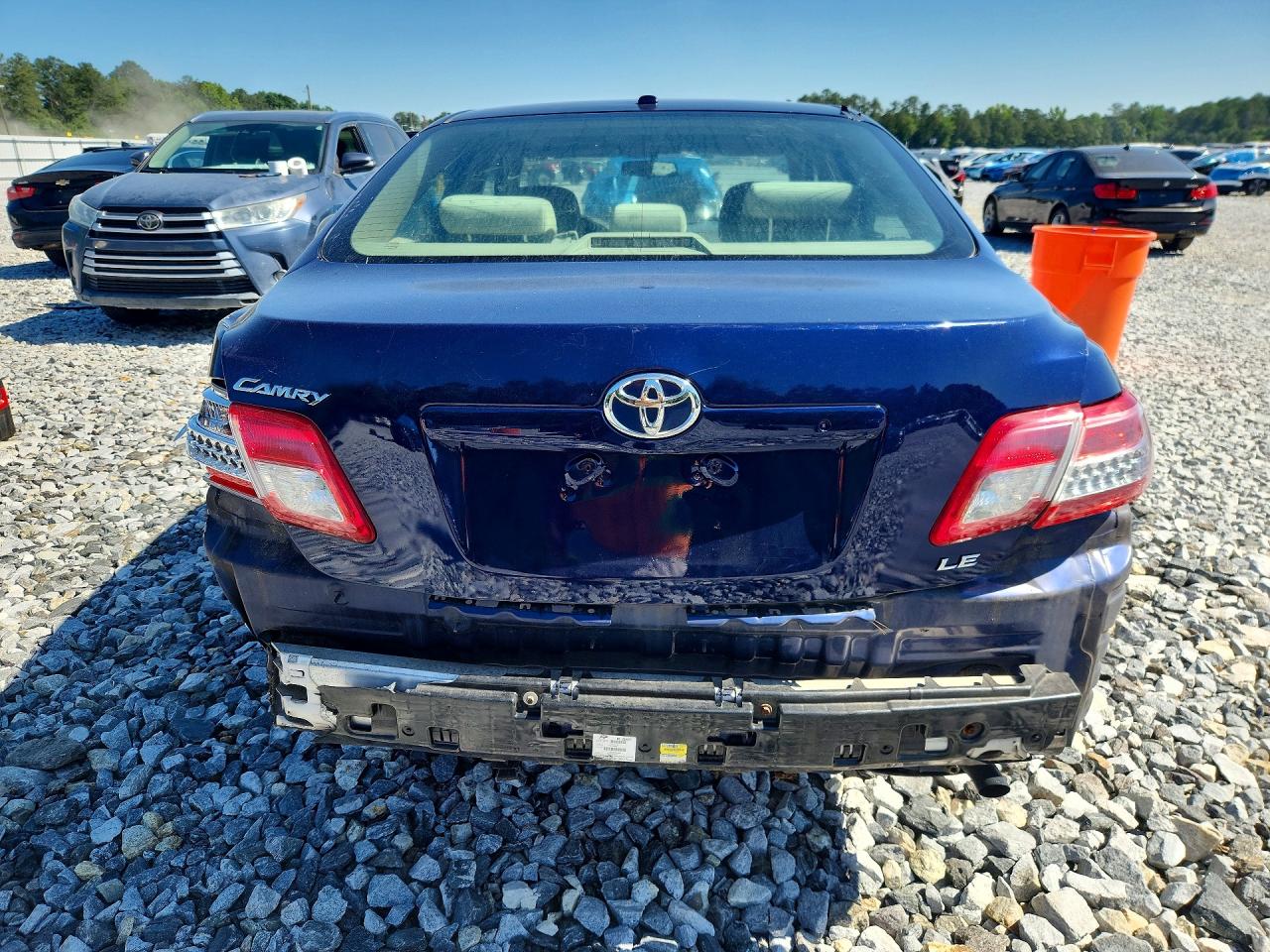 Toyota Camry Le