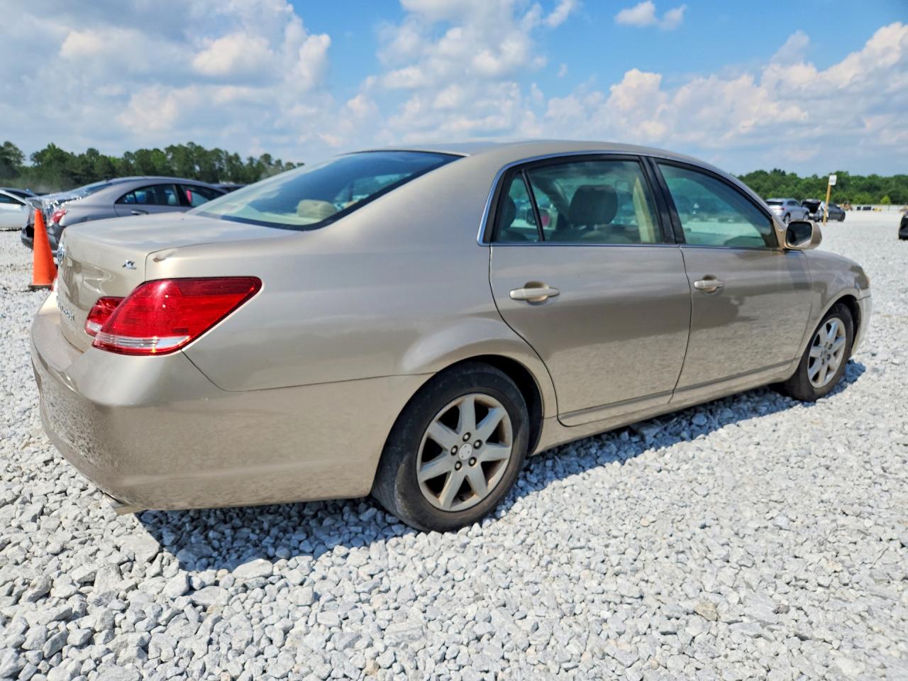 Toyota Avalon Xl