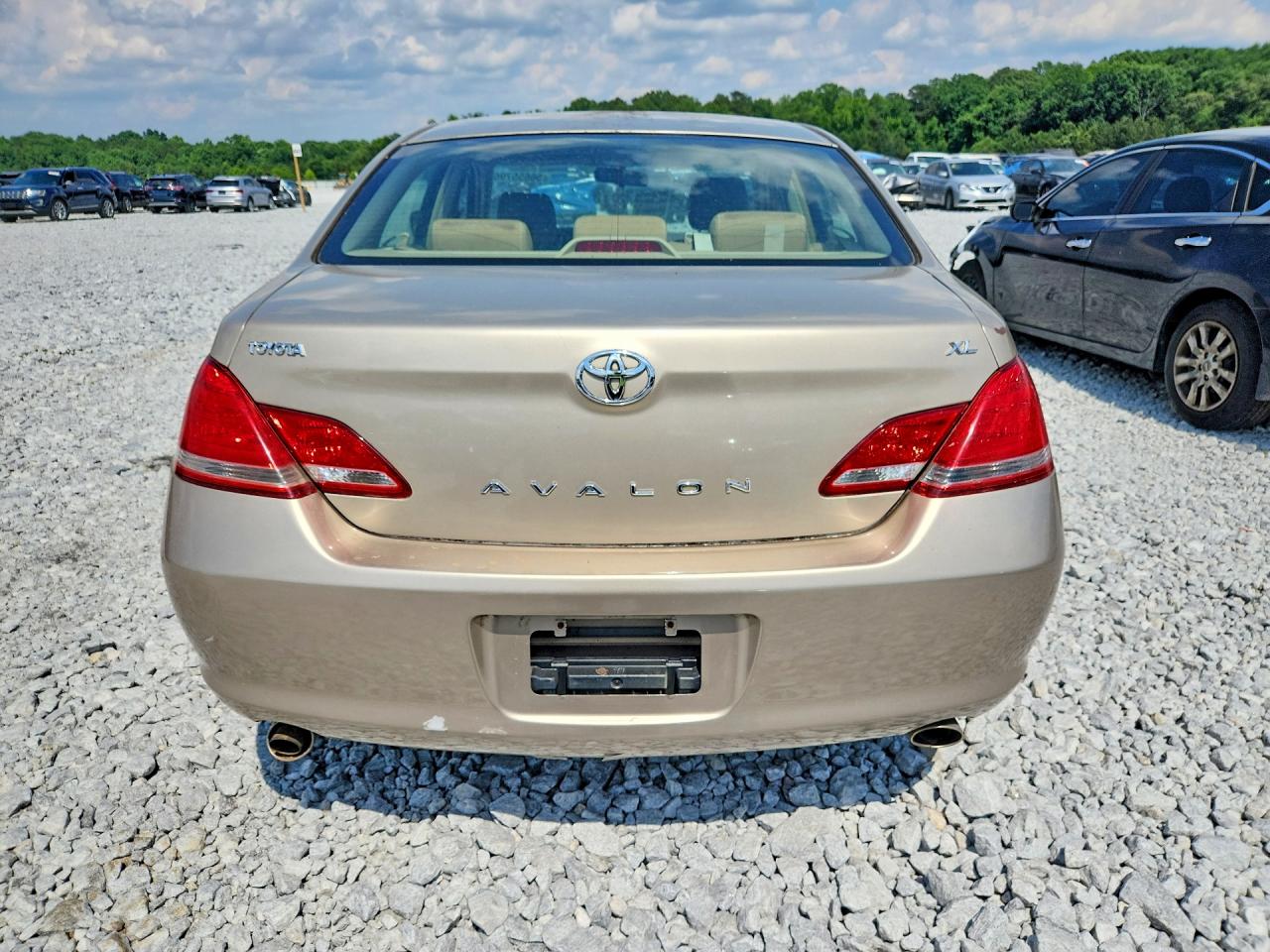 Toyota Avalon Xl