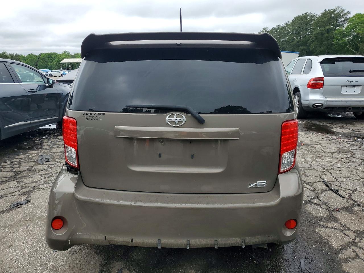 Scion xB Base