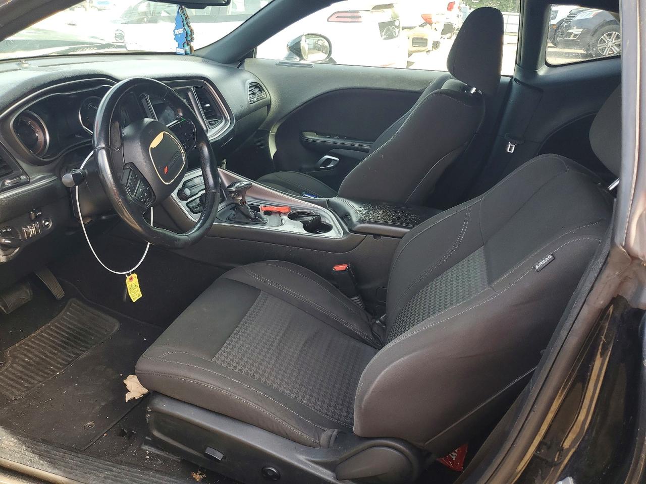 Dodge Challenger Sxt