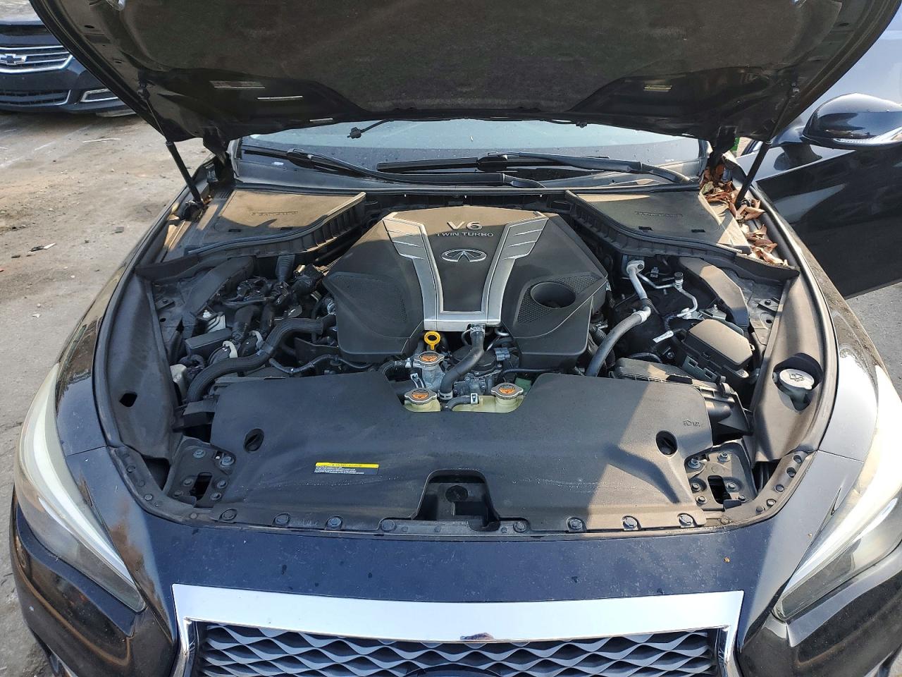 INFINITI Q50 Luxe