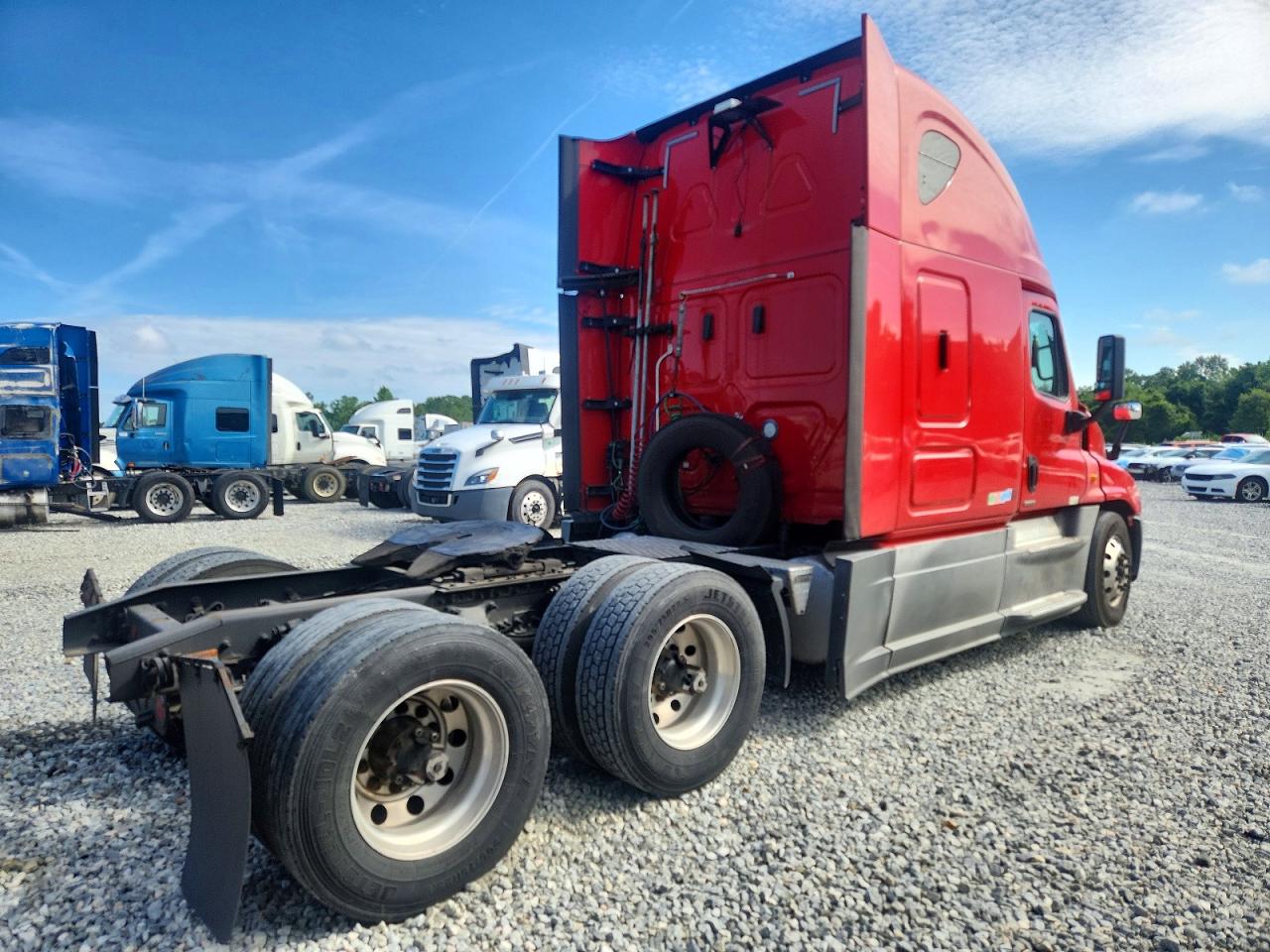 Freightliner Cascadia 125
