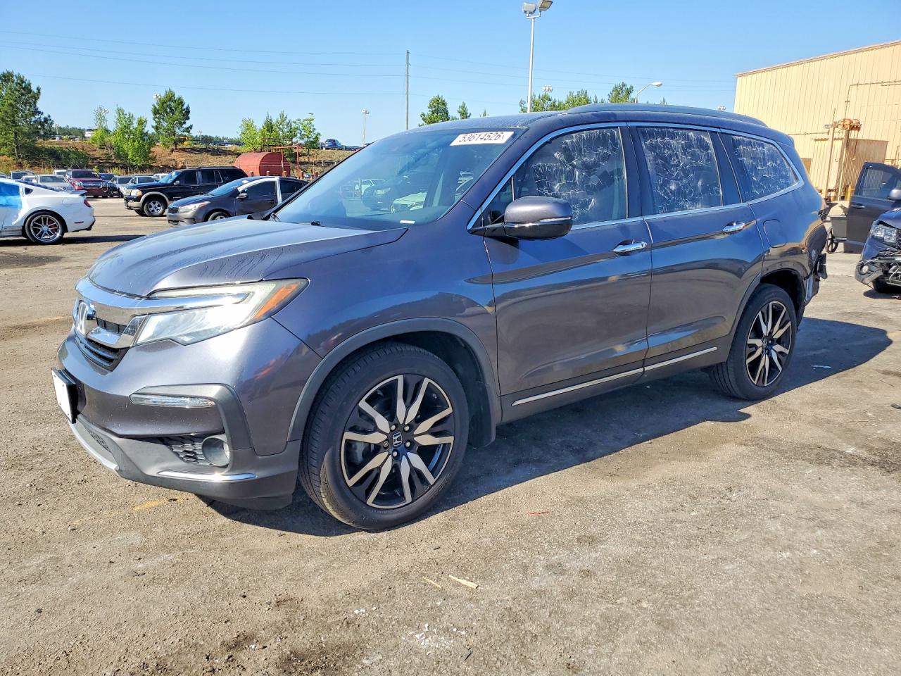 Salvage Honda Pilot Image