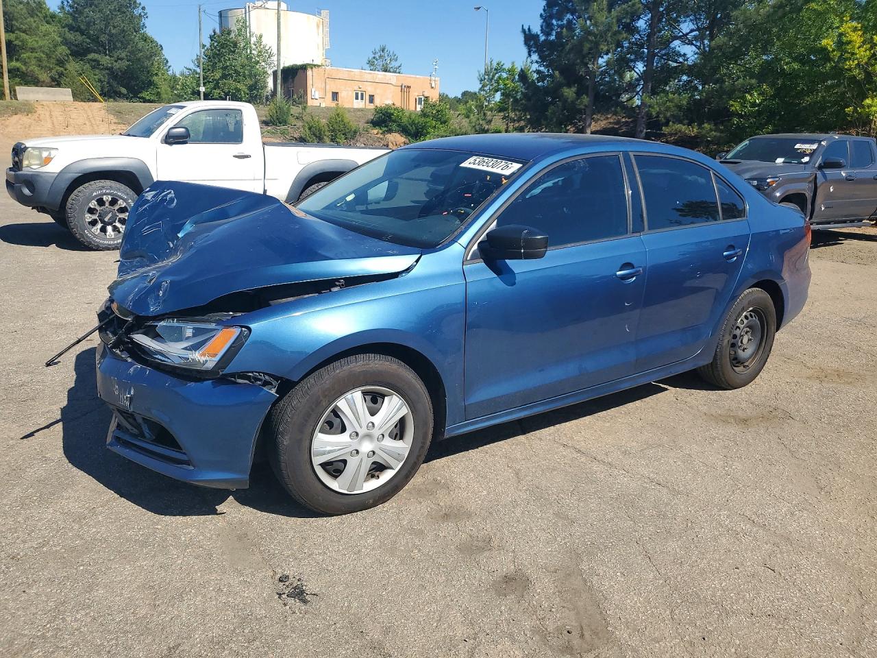 Salvage Volkswagen Jetta Image