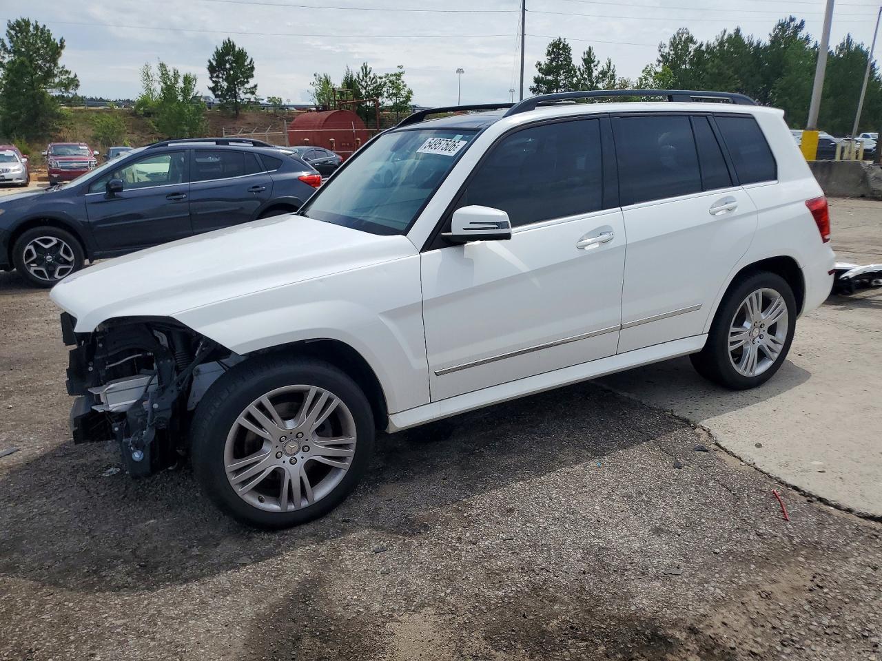 Salvage Mercedes-Benz GLK Image