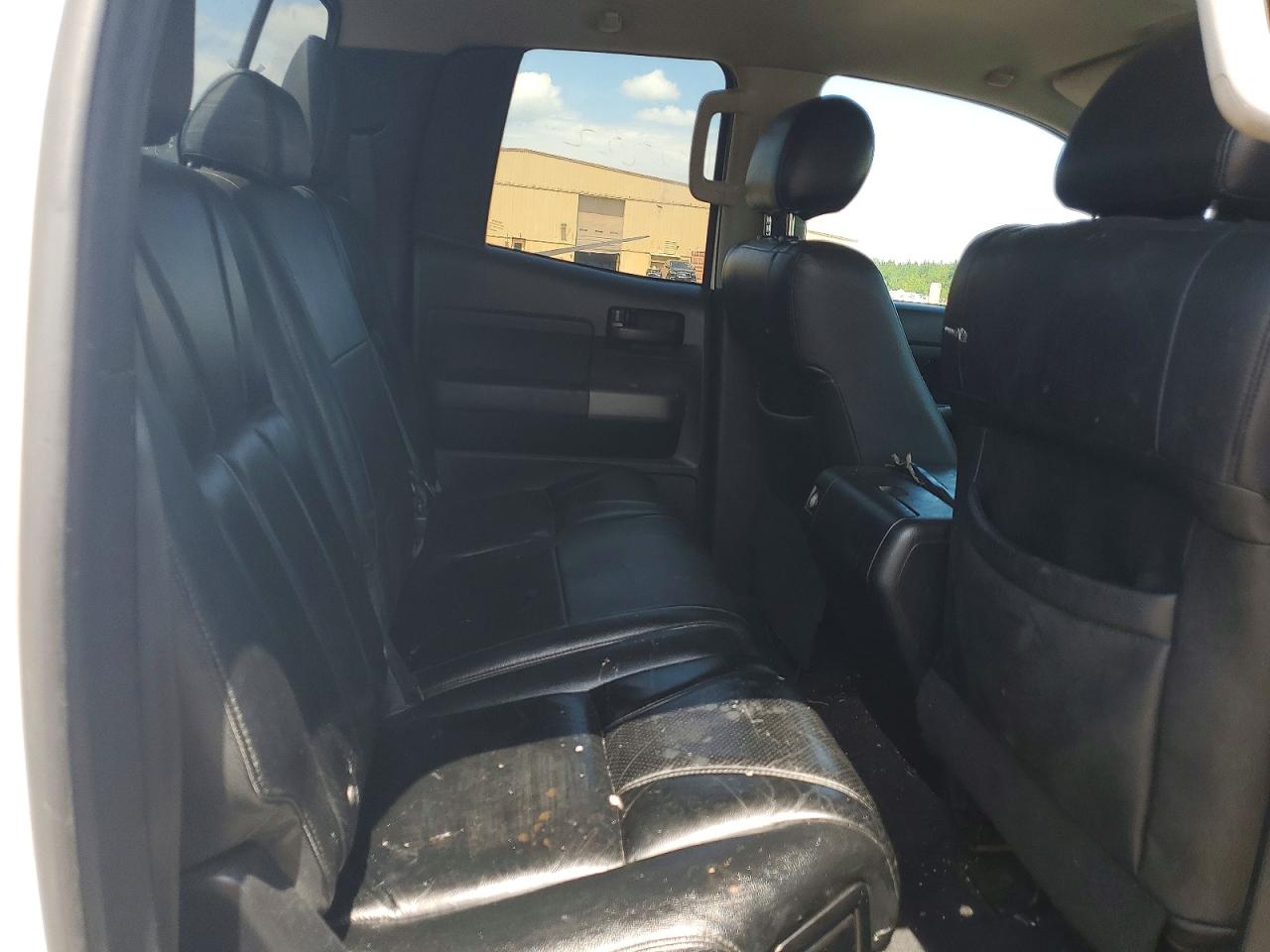 Toyota Tundra Double Cab Sr5