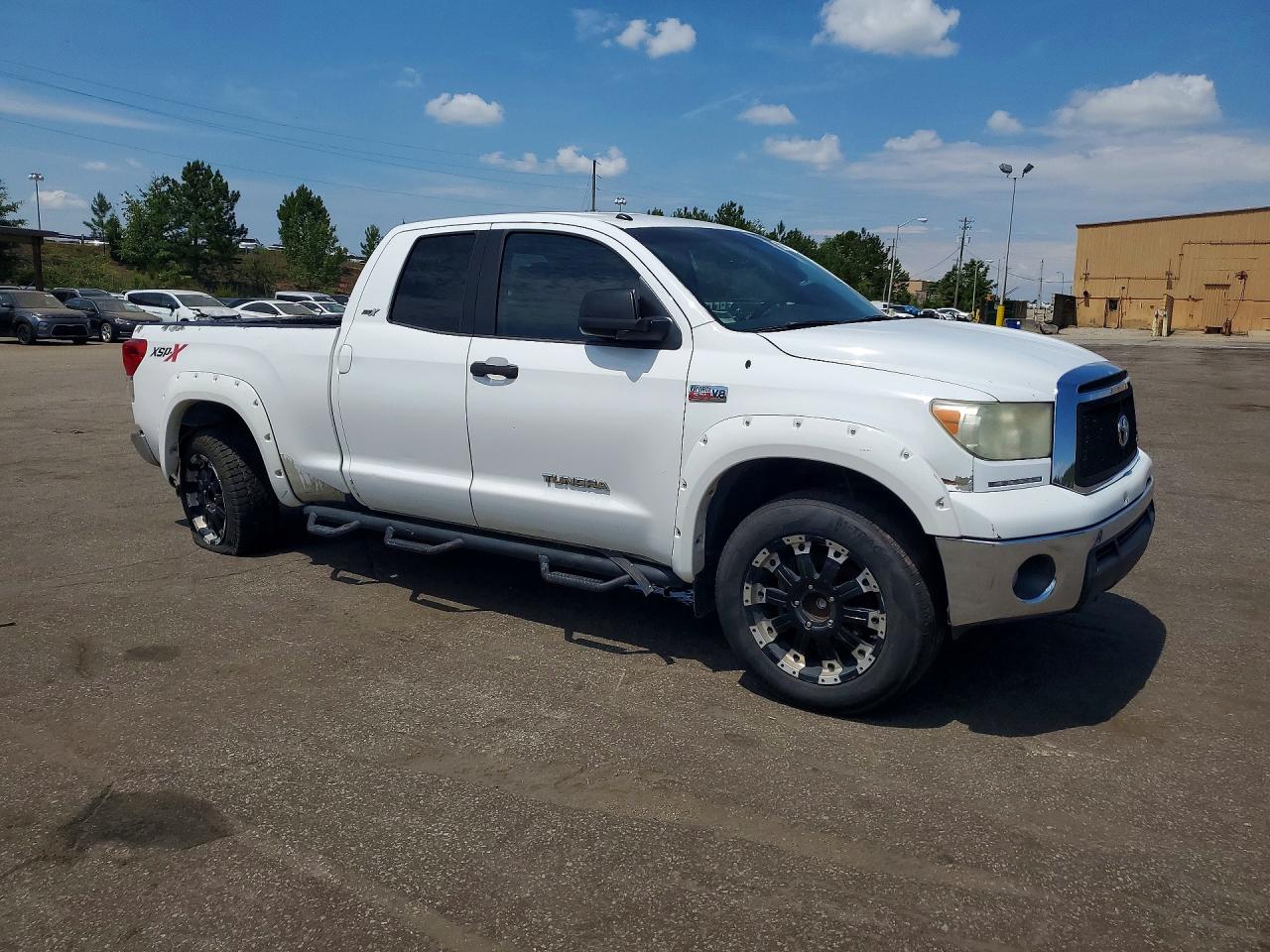 Toyota Tundra Double Cab Sr5