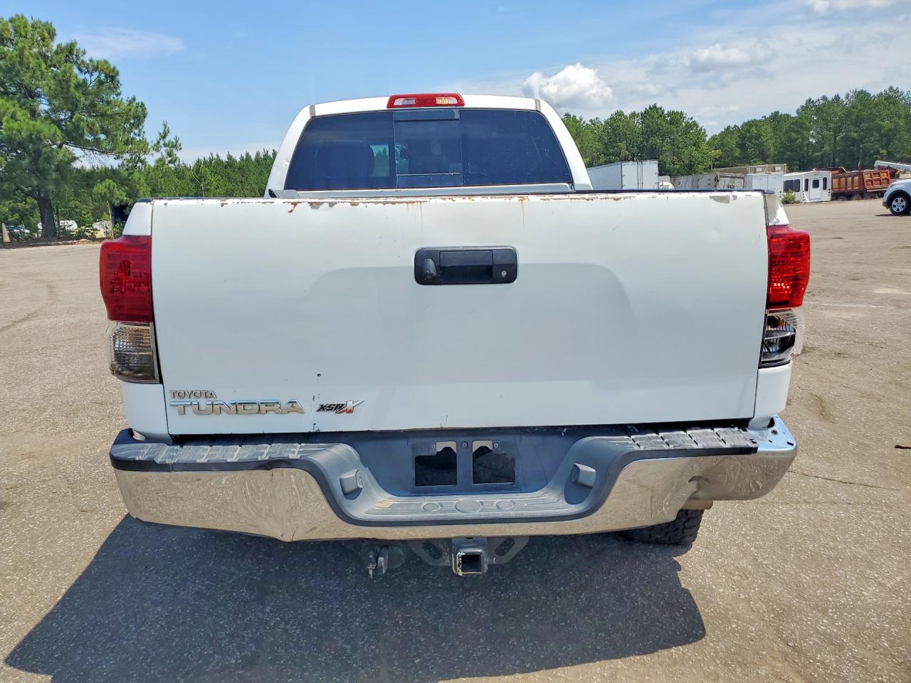 Toyota Tundra Double Cab Sr5