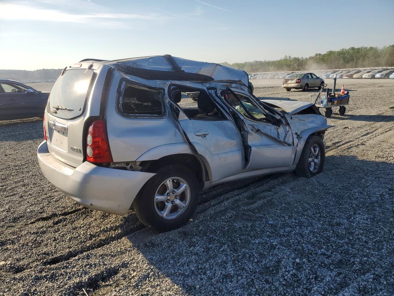 Mazda Tribute S