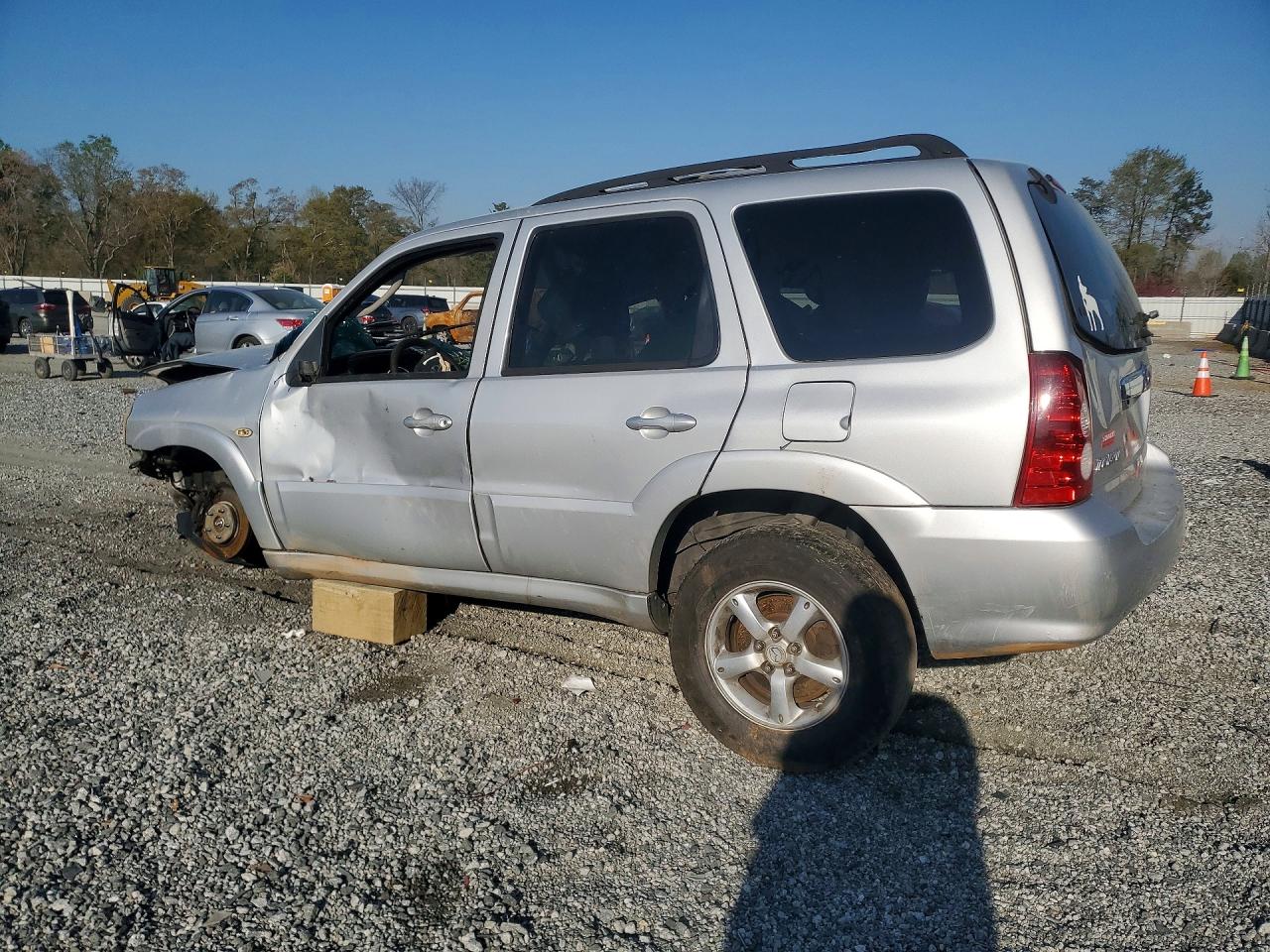 Mazda Tribute S