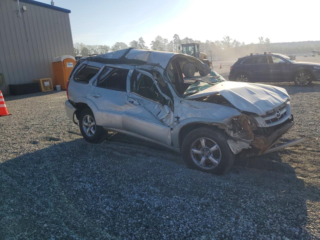 Mazda Tribute S