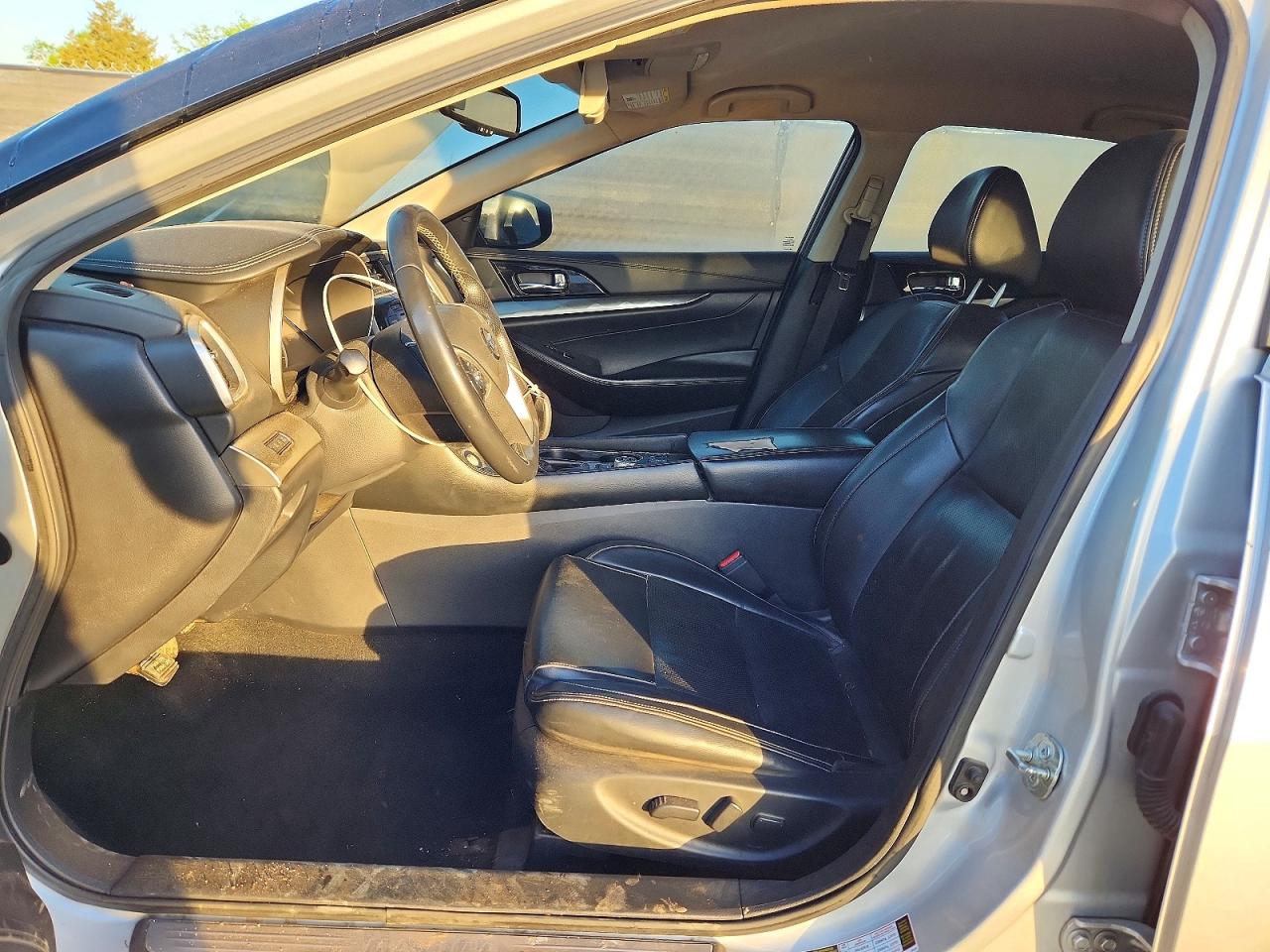 Nissan Maxima Sv