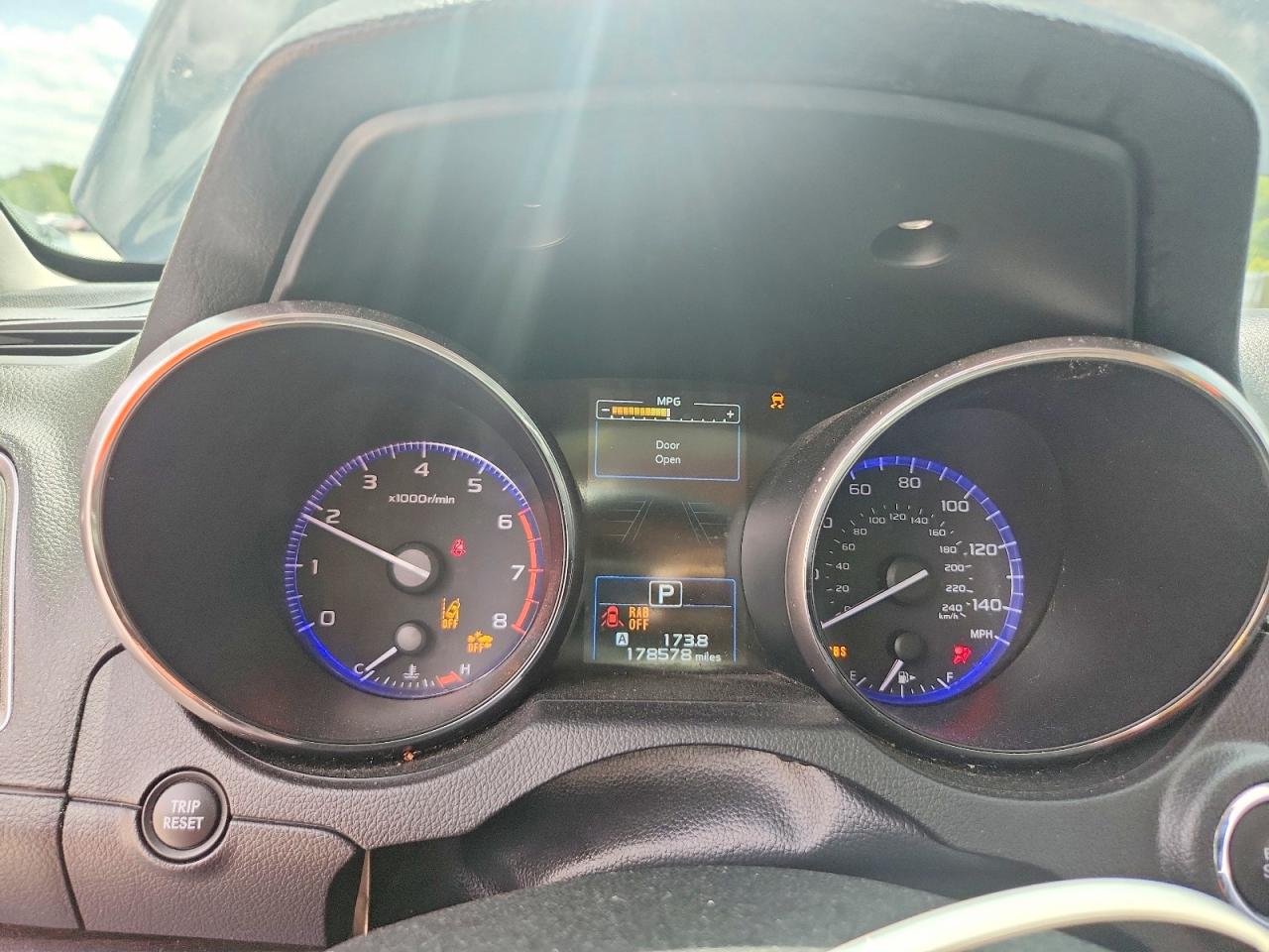 Subaru Legacy 2.5i Limited