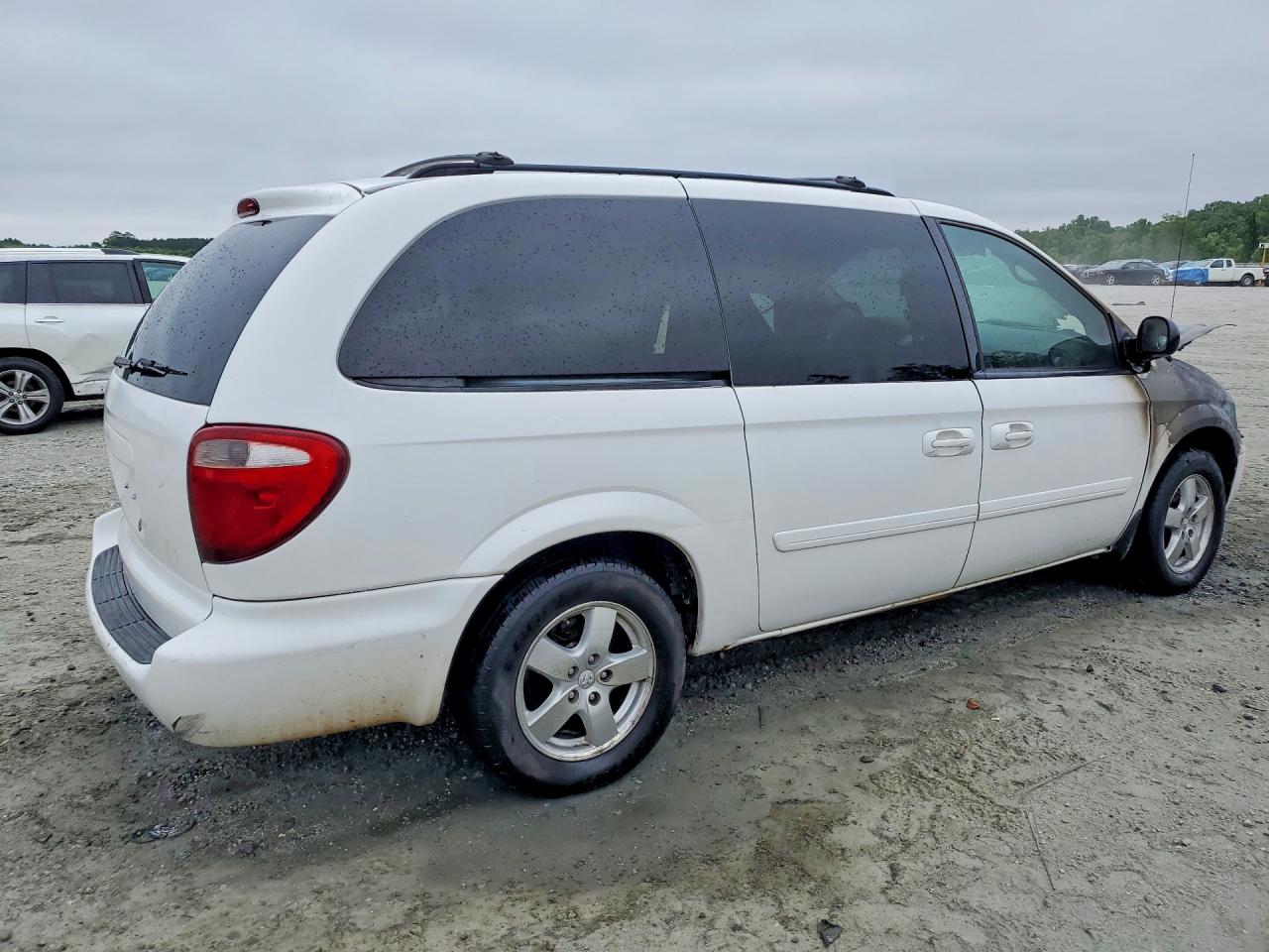 Dodge Caravan Sxt