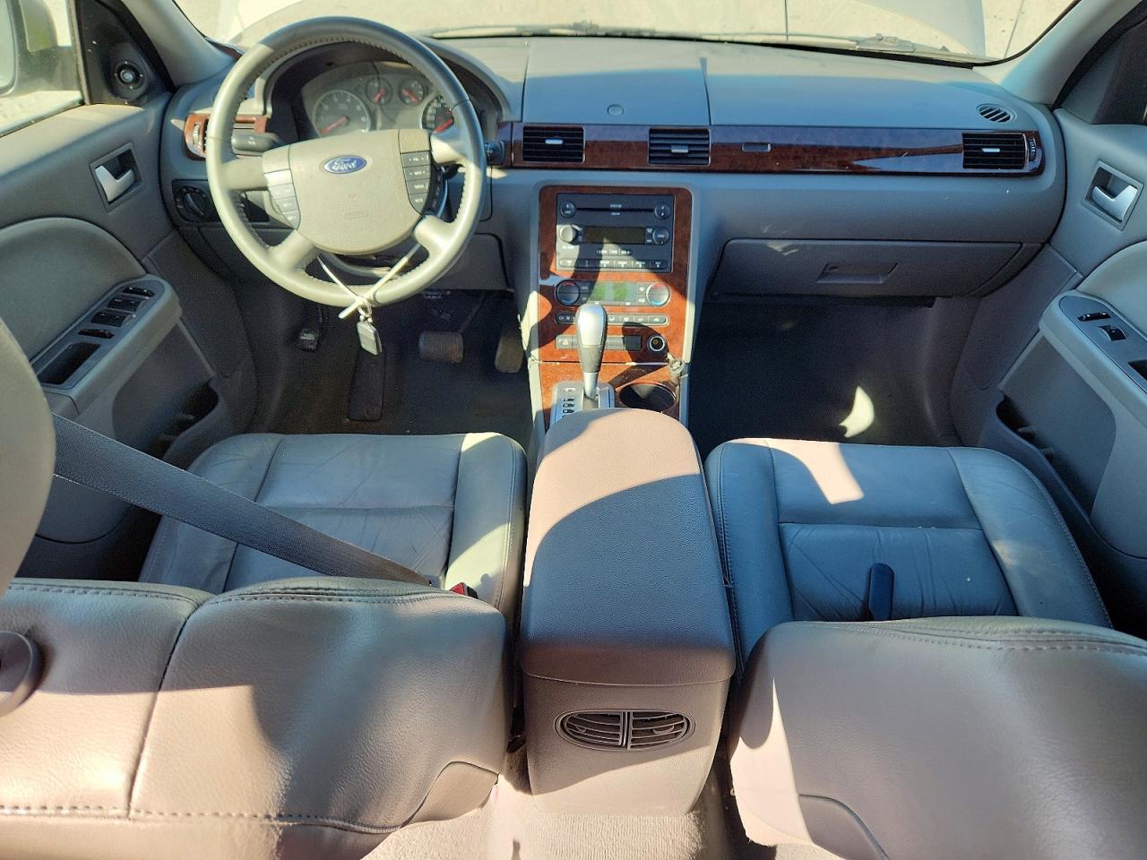 Ford Five Hundr Sel